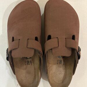 Birki's by Birkenstock L8 M6 Clogs
